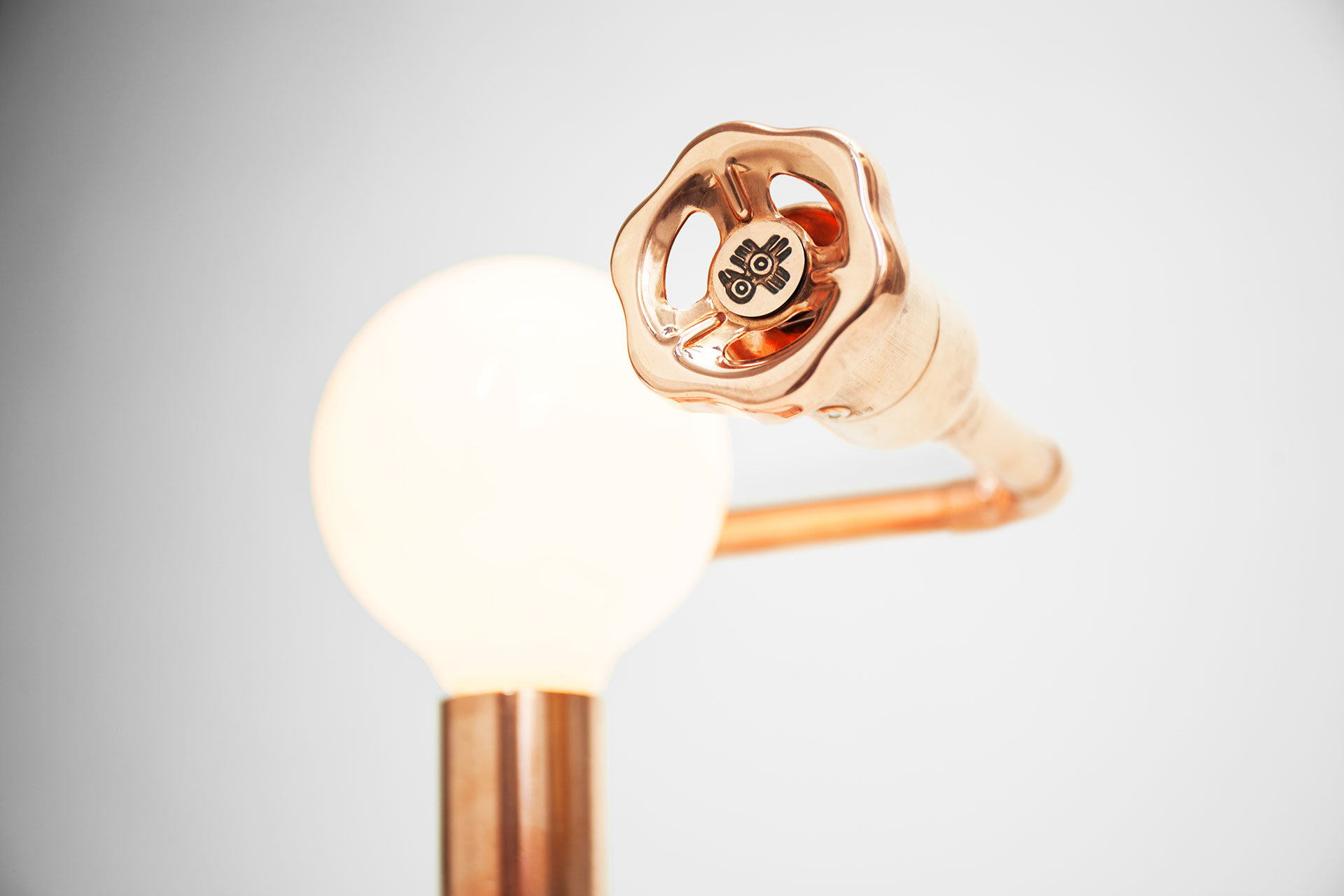 Designer lighting made of trendy copper with creative knob dimmer
