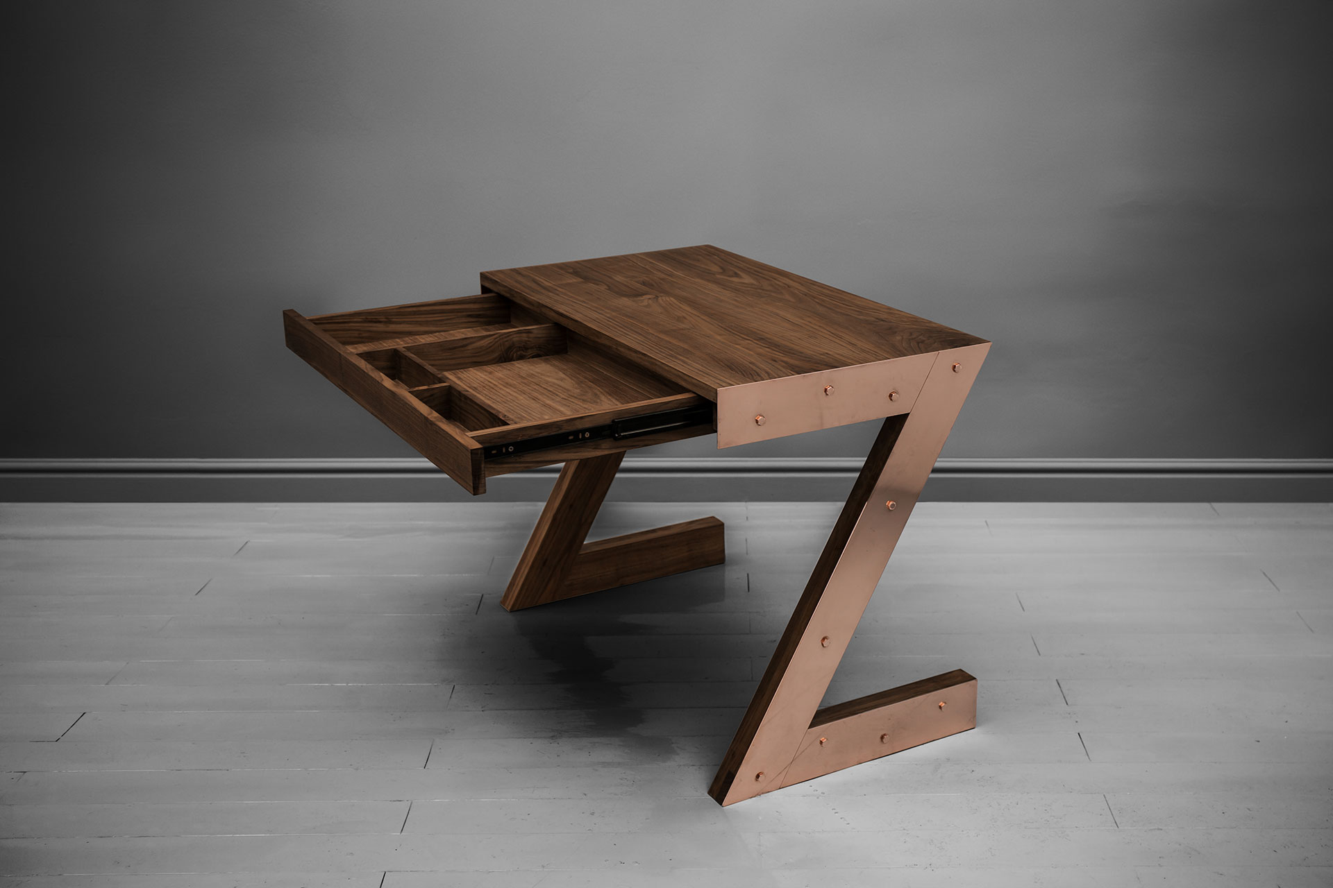 Geometric design desk in brass and American walnut wood
