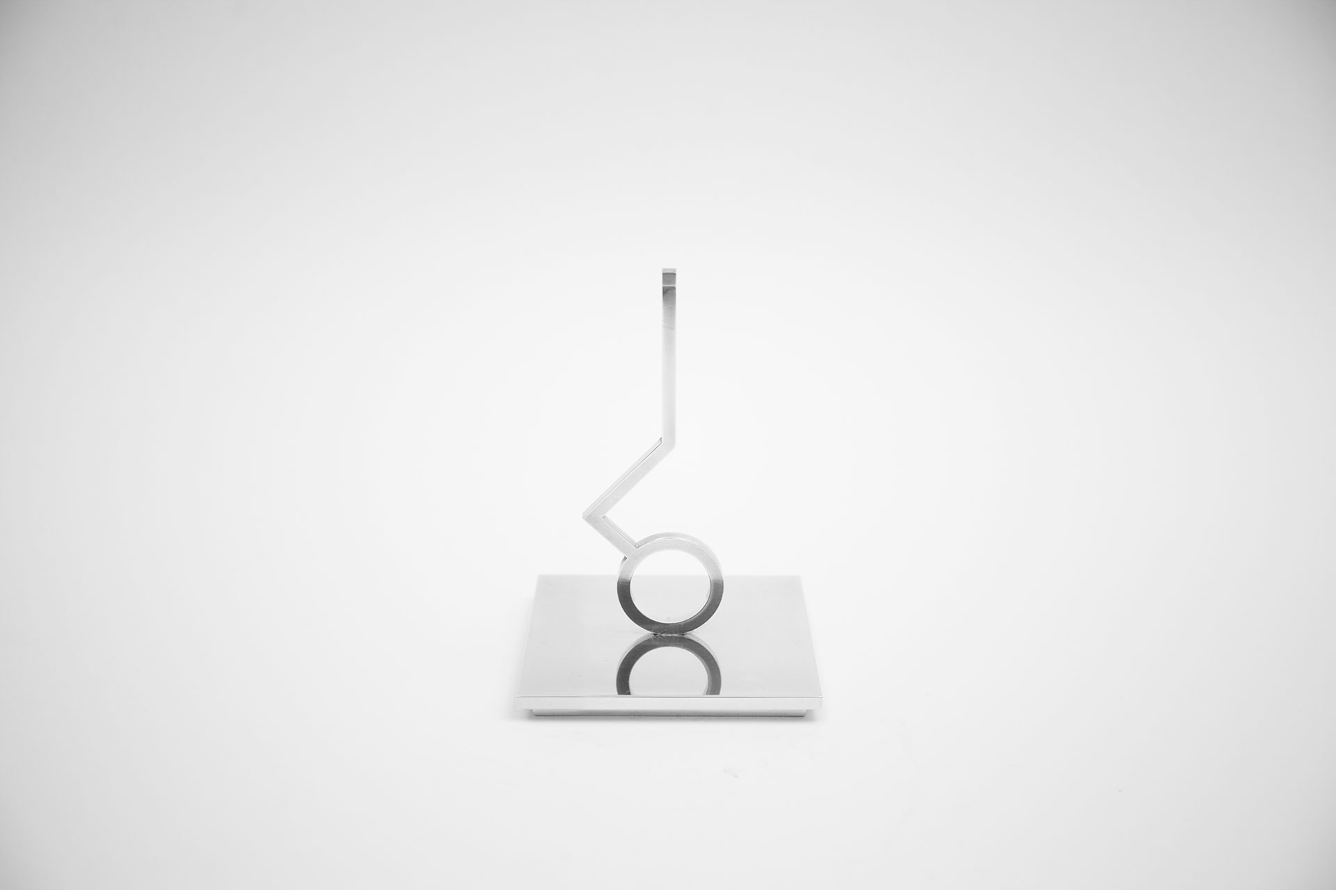 Conceptual design magnetic tealight holder