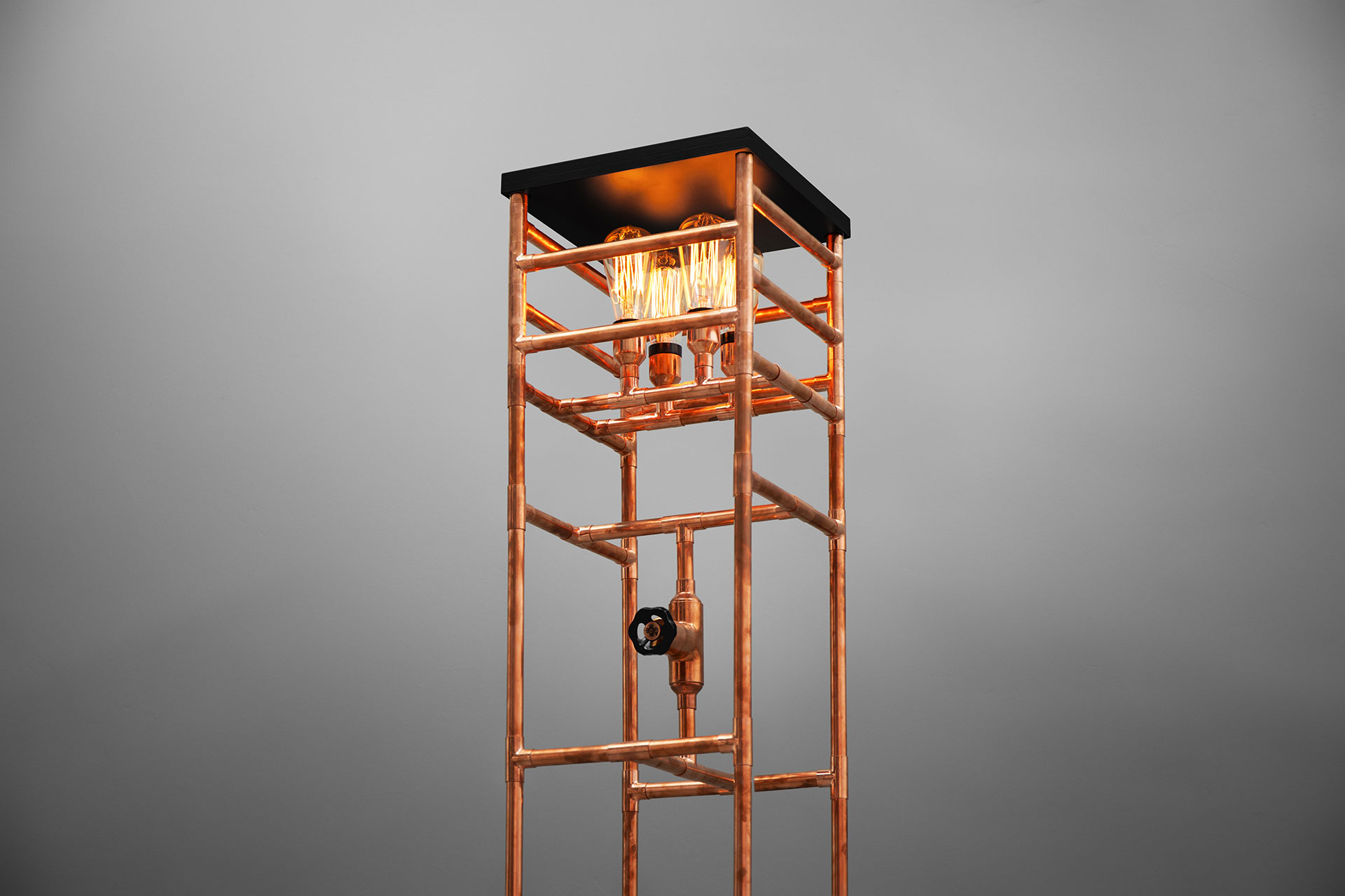 Dimmable copper pipe floor lamp with vintage Edison bulbs